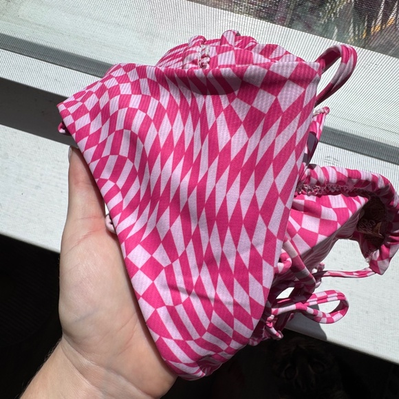 Pink checkered bikini - Picture 2 of 2